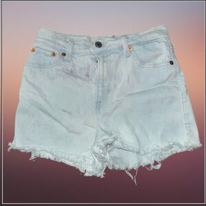 Levi’s High Rise Women’s Light Denim Shorts Size 26 (Size 4)